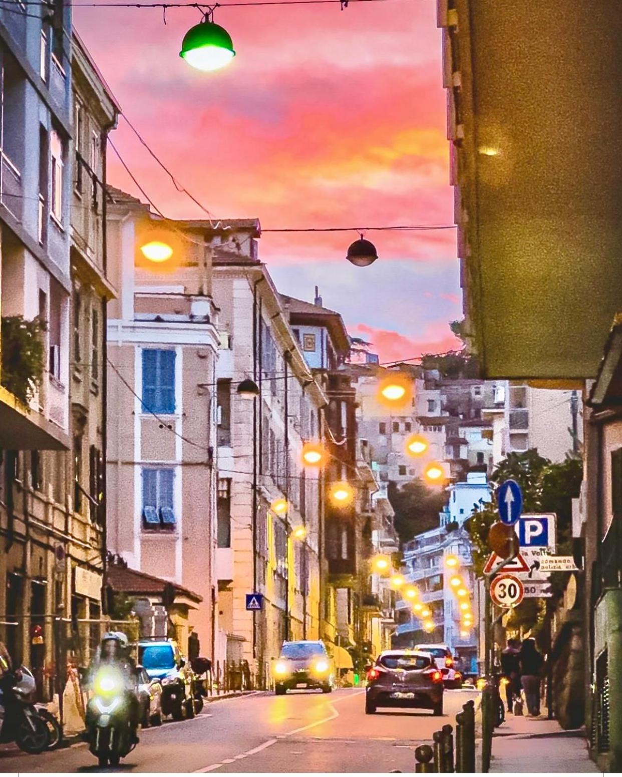 Casa Girasole Sanremo Centro Appartement Buitenkant foto