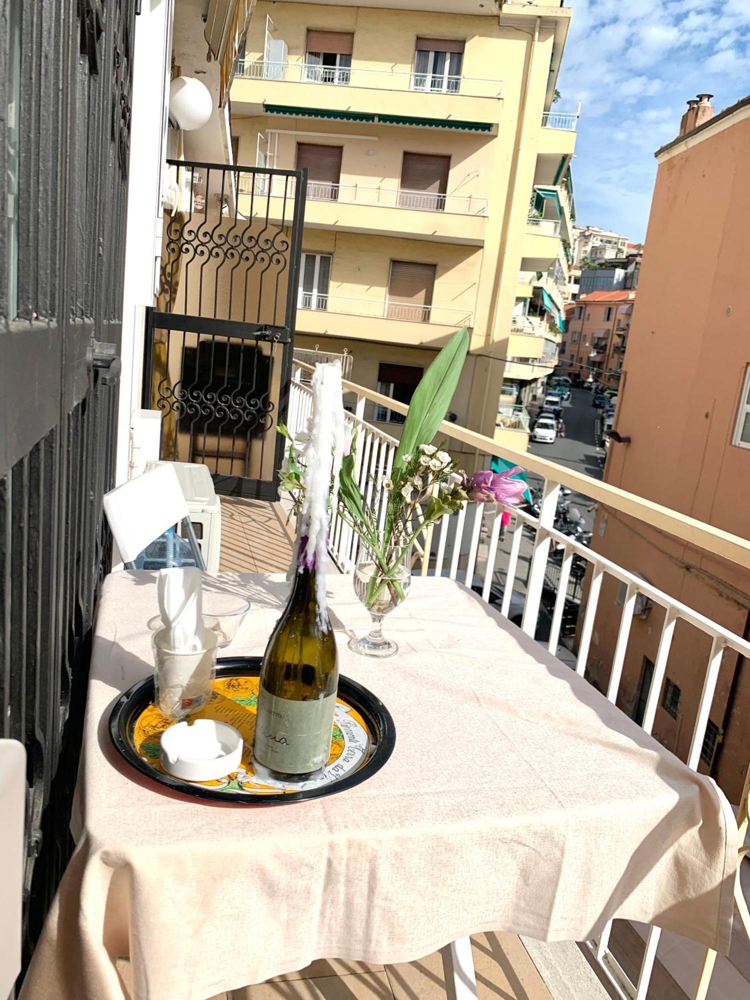 Casa Girasole Sanremo Centro Appartement Buitenkant foto